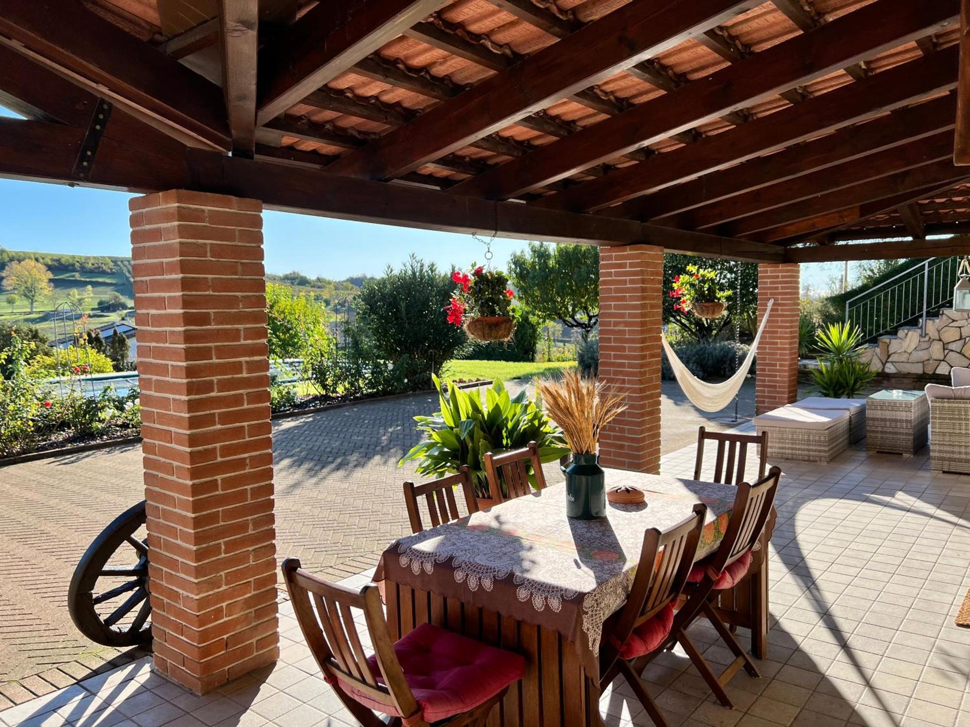 Cascina Il Volo Acomodação com café da manhã Moncalvo Exterior foto
